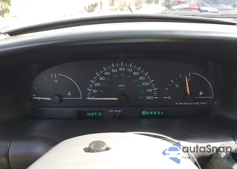 1999 Plymouth Grand Voyager из США, поврежденный, VIN 2P4GP24G7XR175130